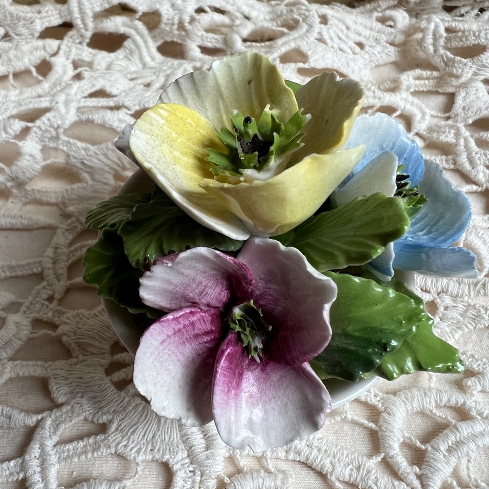 VINTAGE COAL PORT BONE CHINA FLORAL